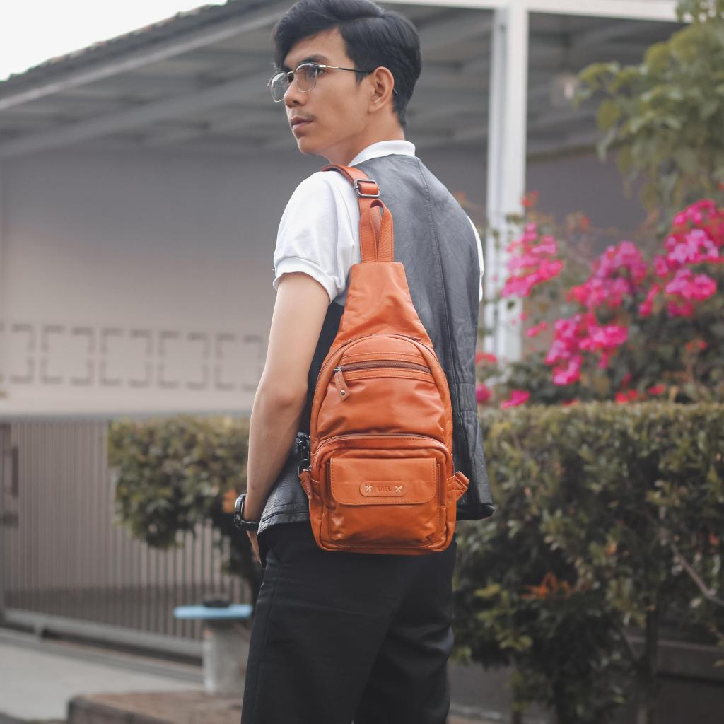 Kael Leather Goods Leather Sling Bag Spacious Series - Image 5